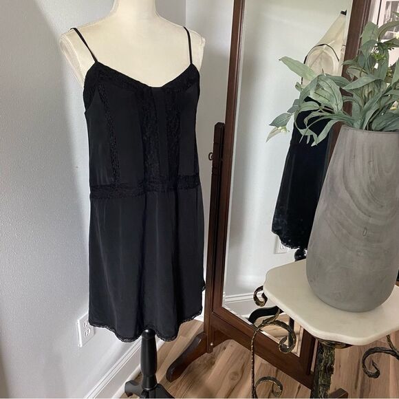 Joie Black Silk Lace Trimmed Mini Spaghetti Strap Fiorato Slip Dainty Dress - Picture 2 of 10